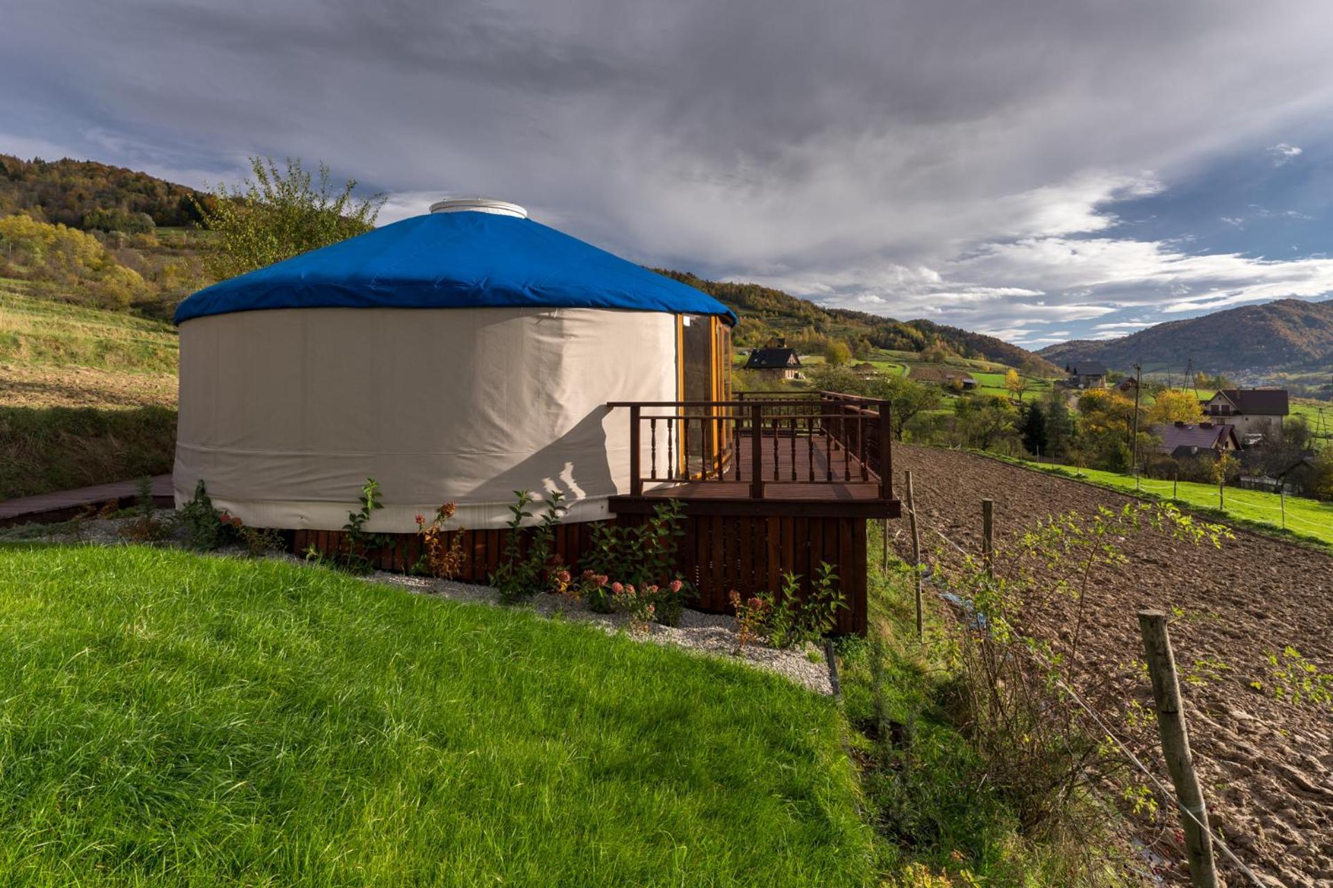 Gorski Glamping - Caloroczne Jurty Z Widokiem Tylmanowa Exterior foto