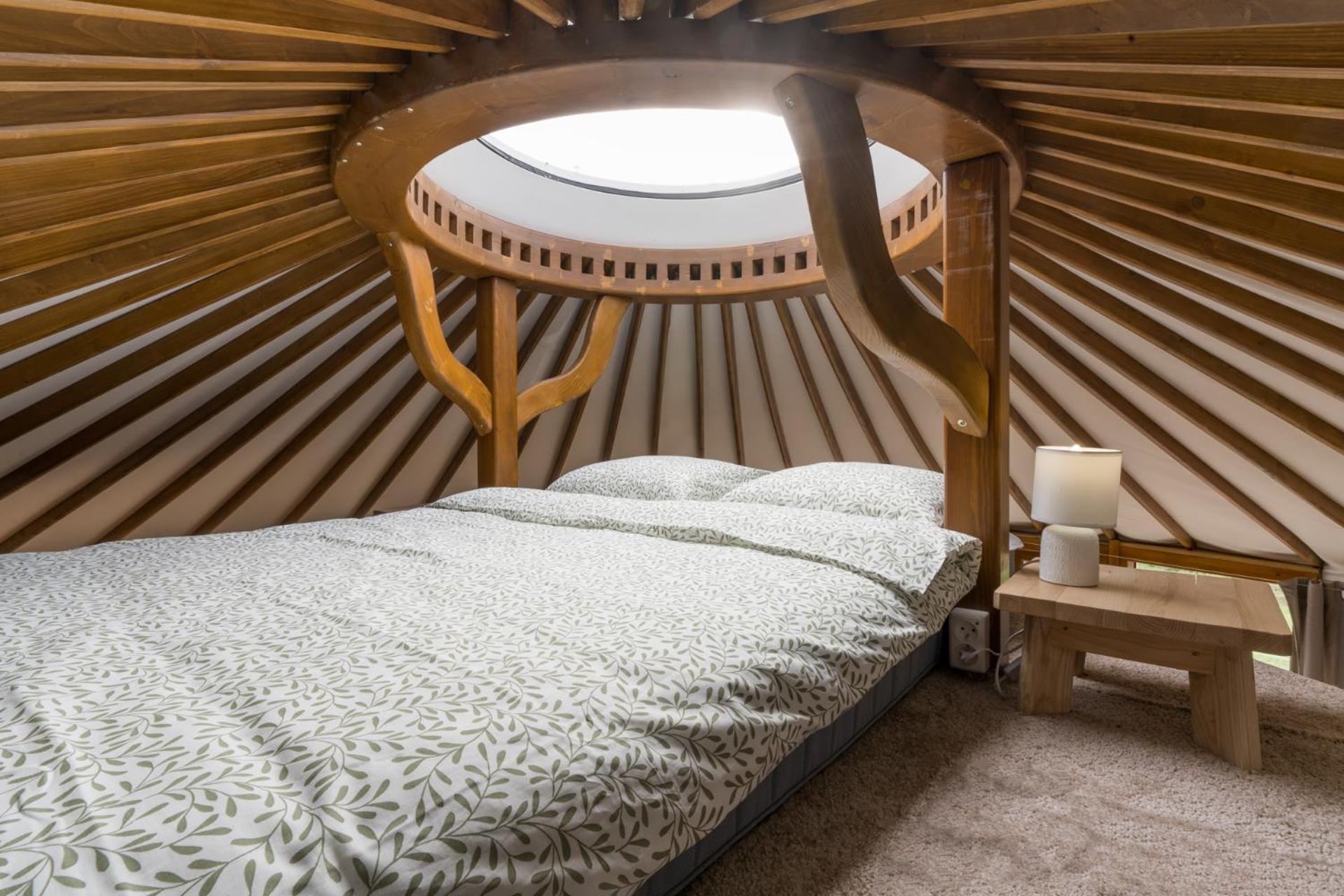 Gorski Glamping - Caloroczne Jurty Z Widokiem Tylmanowa Exterior foto